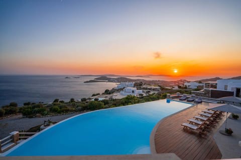 Natural landscape, Pool view, Sea view, Swimming pool, Sunrise, Sunset, sunbed