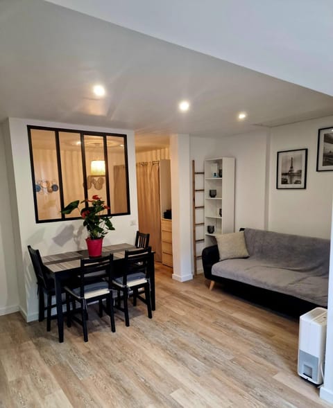 Charment studio proche Paris 15 Apartment in Malakoff