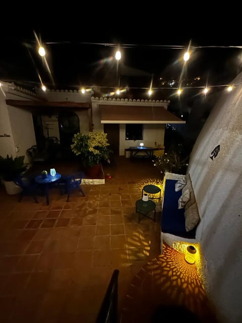 Patio, Night
