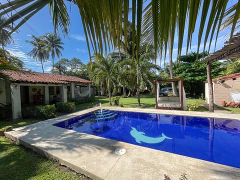 Property building, Day, Garden view, Pool view, Swimming pool, sunbed