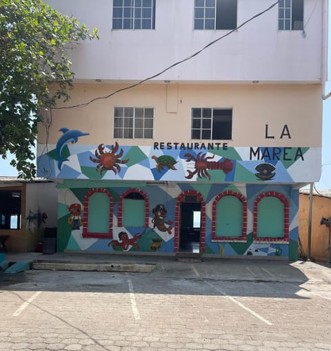 Property building, Restaurant/places to eat