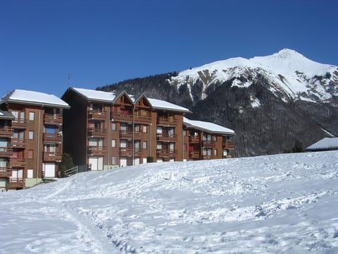 Appartement Morzine, deux pièces, mezzanine, 4 personnes Apartment in Montriond