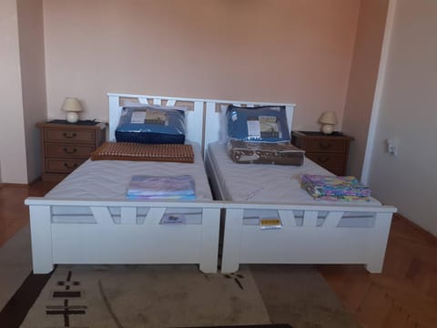 NIKOLIĆ APARTMAN Apartment in Serbia