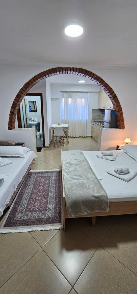 Bed, Photo of the whole room, Seating area, Bedroom