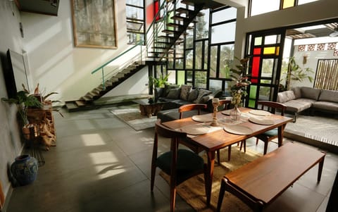 Seating area