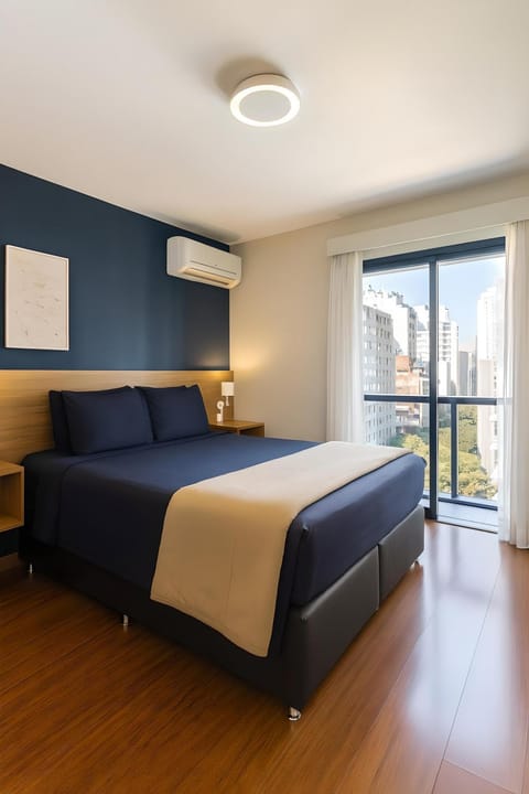 Bed, Balcony/Terrace, Bedroom, air conditioner