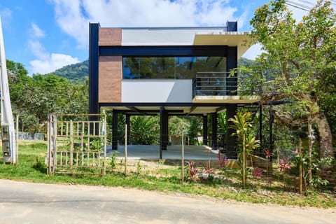 Property building, Natural landscape