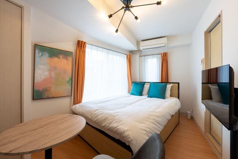 Bed, TV and multimedia, Bedroom, air conditioner