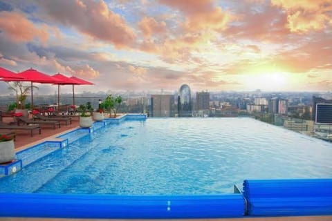 Day, City view, Pool view, Swimming pool, Sunrise, Sunset, sunbed