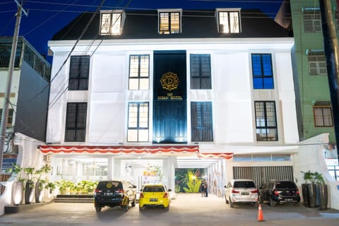 Property building, Parking