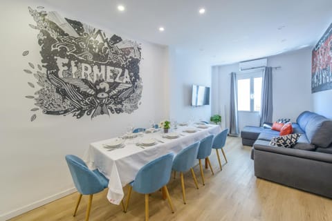 TV and multimedia, Living room, Dining area