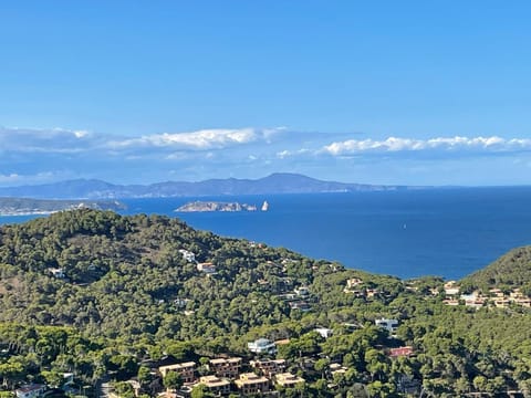 Natural landscape, Mountain view, Sea view
