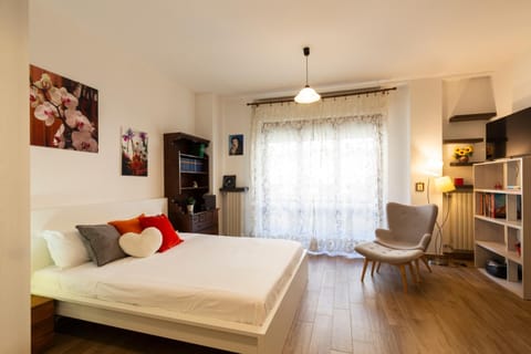 Living room, Photo of the whole room