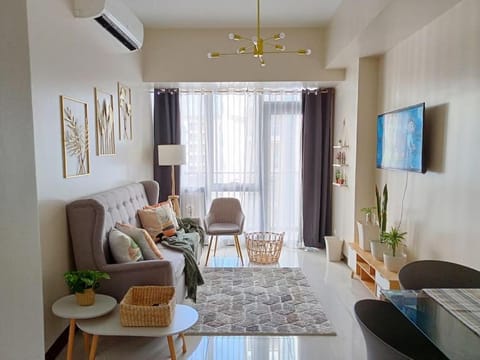 Living room, Swimming pool