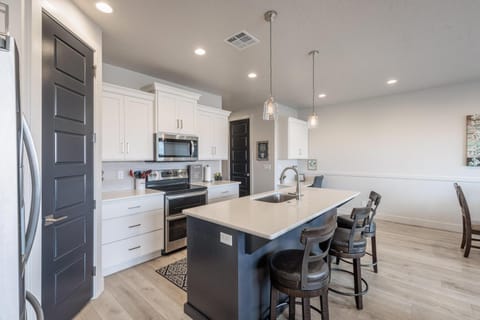 Mert's Place House in St George