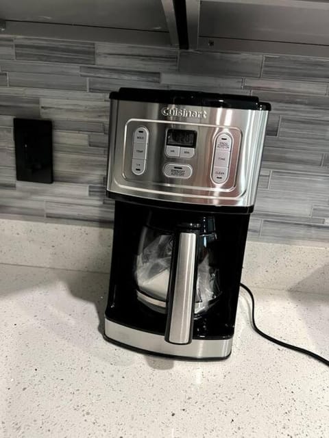 3brdrm home near Downtown Orlando and Winterpark House in Eatonville