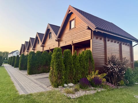 Property building, Day, Garden