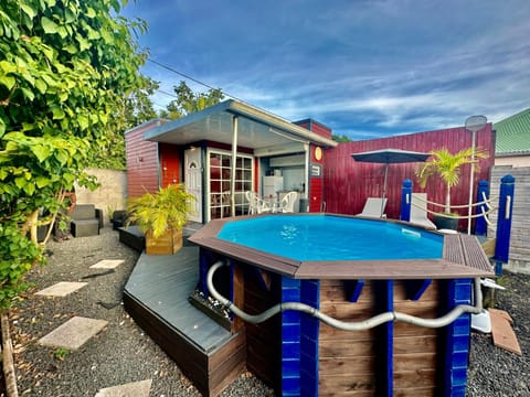 Dining area, Swimming pool