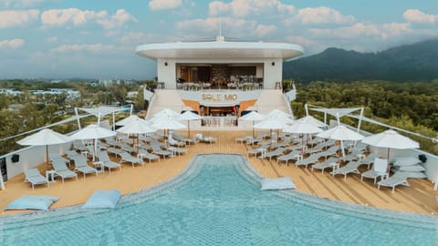 Pool view, Swimming pool, Swimming pool, sunbed
