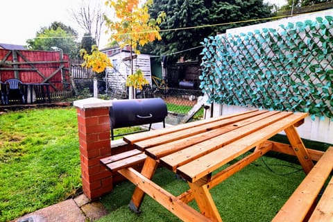 BBQ facilities, Garden, Evening entertainment, Garden view