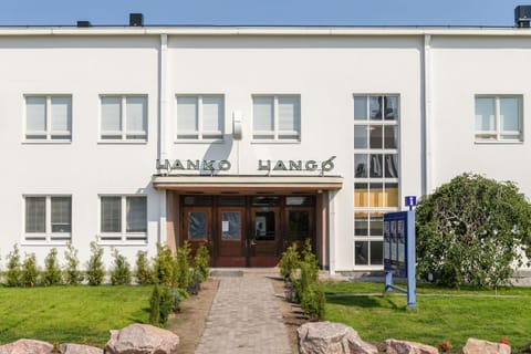Property building, Facade/entrance