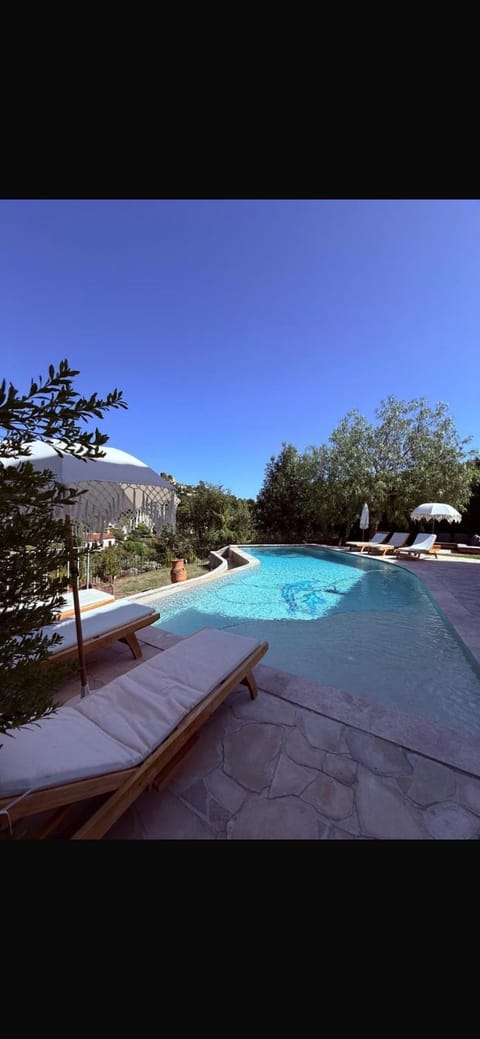 Le Mas des Amandiers Bed and Breakfast in Saint Paul de Vence
