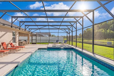 Hot Tub, Swimming pool