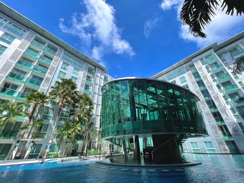 Property building, Pool view, Swimming pool