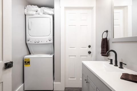 laundry, washing machine, dryer