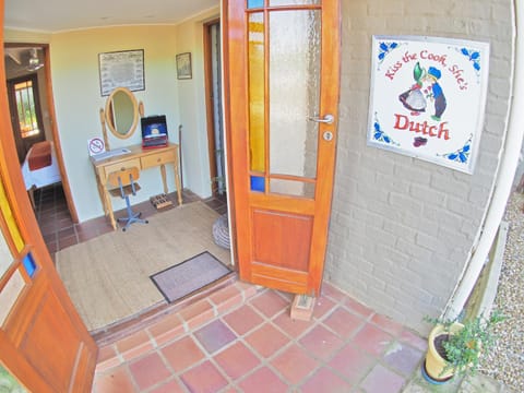 Elly's Place B&B Bed and Breakfast in Western Cape