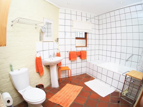 Elly's Place B&B Bed and Breakfast in Western Cape