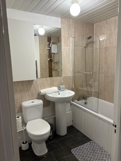 FilmonHomes Apartment in Oldbury