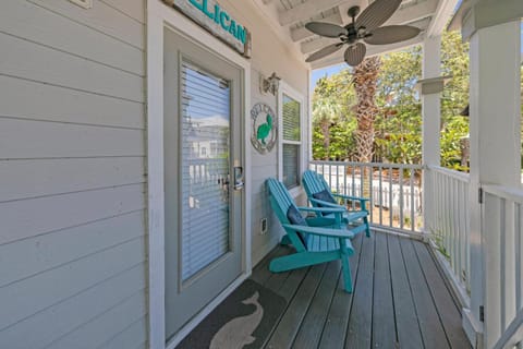 Pelican Paradise - Near Gulf Place 2 pools and dogs allowed with pet fee House in South Walton County