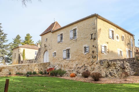 Property building, Spring, Day, Landmark view