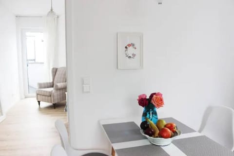 Schöne EG-Neubauwohnung in Bad Soden Apartment in Frankfurt