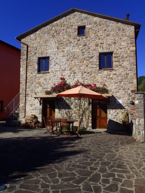 Agriturismo La Villa Farm Stay in Province of Massa and Carrara