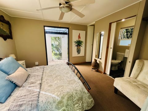 Moonriver Sunset View Cottage and Le Shed Garden Cottage Apartment in Knysna