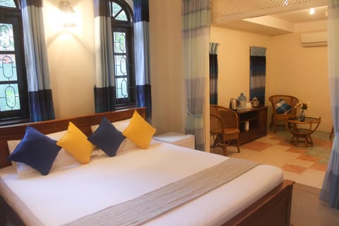Bed, Bedroom, air conditioner