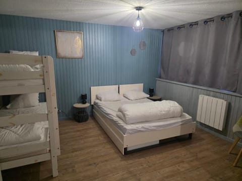 Proches des pistes F2 36m2 4-6 pers 2 étoiles Apartment in Besse-et-Saint-Anastaise