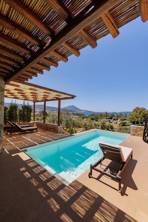 View (from property/room), Balcony/Terrace, Pool view, Swimming pool, Swimming pool, sunbed