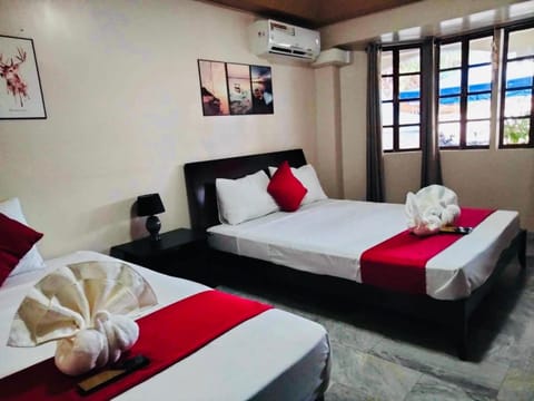 Bed, Photo of the whole room, Bedroom, towels, air conditioner