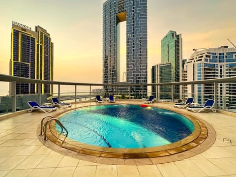 Lxry Full Marina View & RoofTop Pool 40% OFF Apartment in Dubai