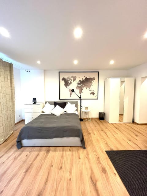 Bed, Photo of the whole room, Bedroom, wardrobe