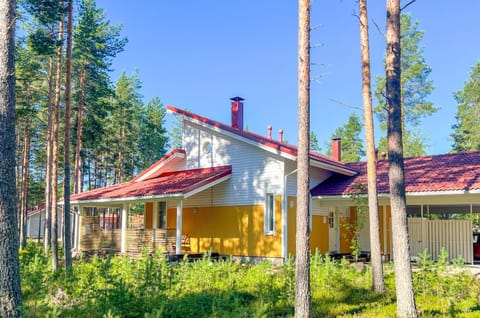 Property building, Day, Natural landscape