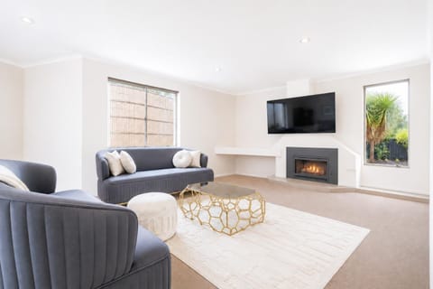 Living room, fireplace