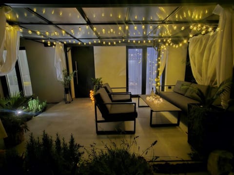 Patio, Spring, Night, Winter, Summer, Garden, Decorative detail, Seating area, Autumn, City view, Garden view, Inner courtyard view