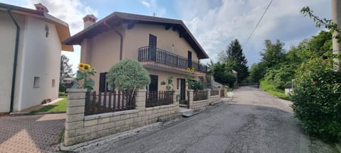Property building, Neighbourhood, Street view