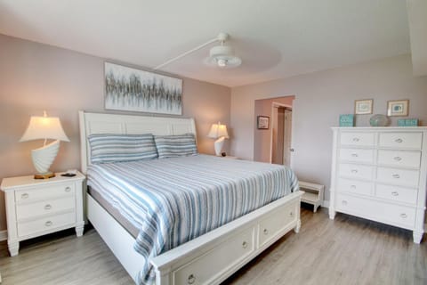 El Matador 140 - FREE TICKETS!! Your stay includes free tickets to many area attractions! House in Okaloosa Island