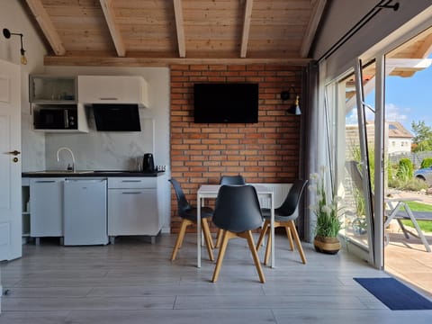 TV and multimedia, Kitchen or kitchenette