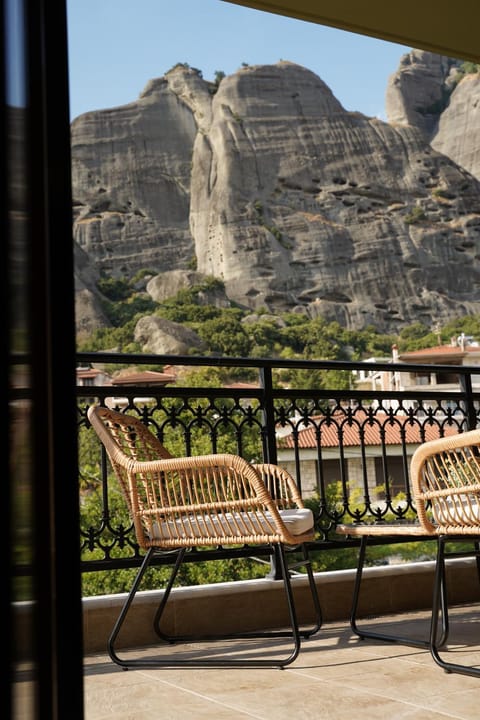 Grand View Suites Meteora Apartment in Kalabaka